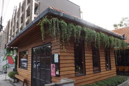 お店の外観